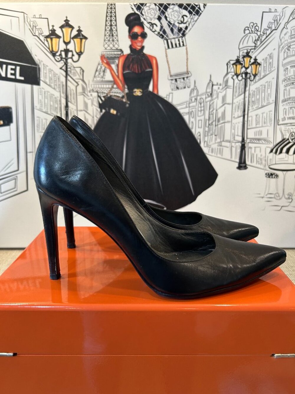 Stuart Weitzman Power Pump